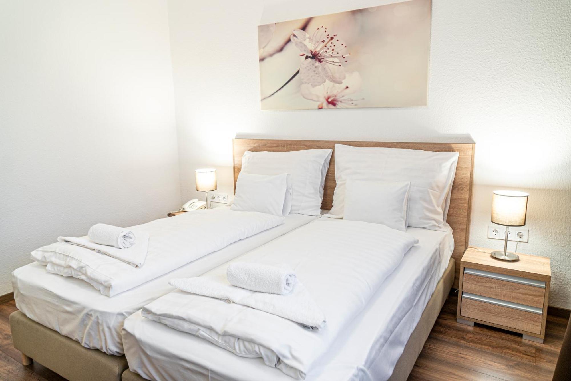Ózoon Hotel Nyíregyháza Buitenkant foto
