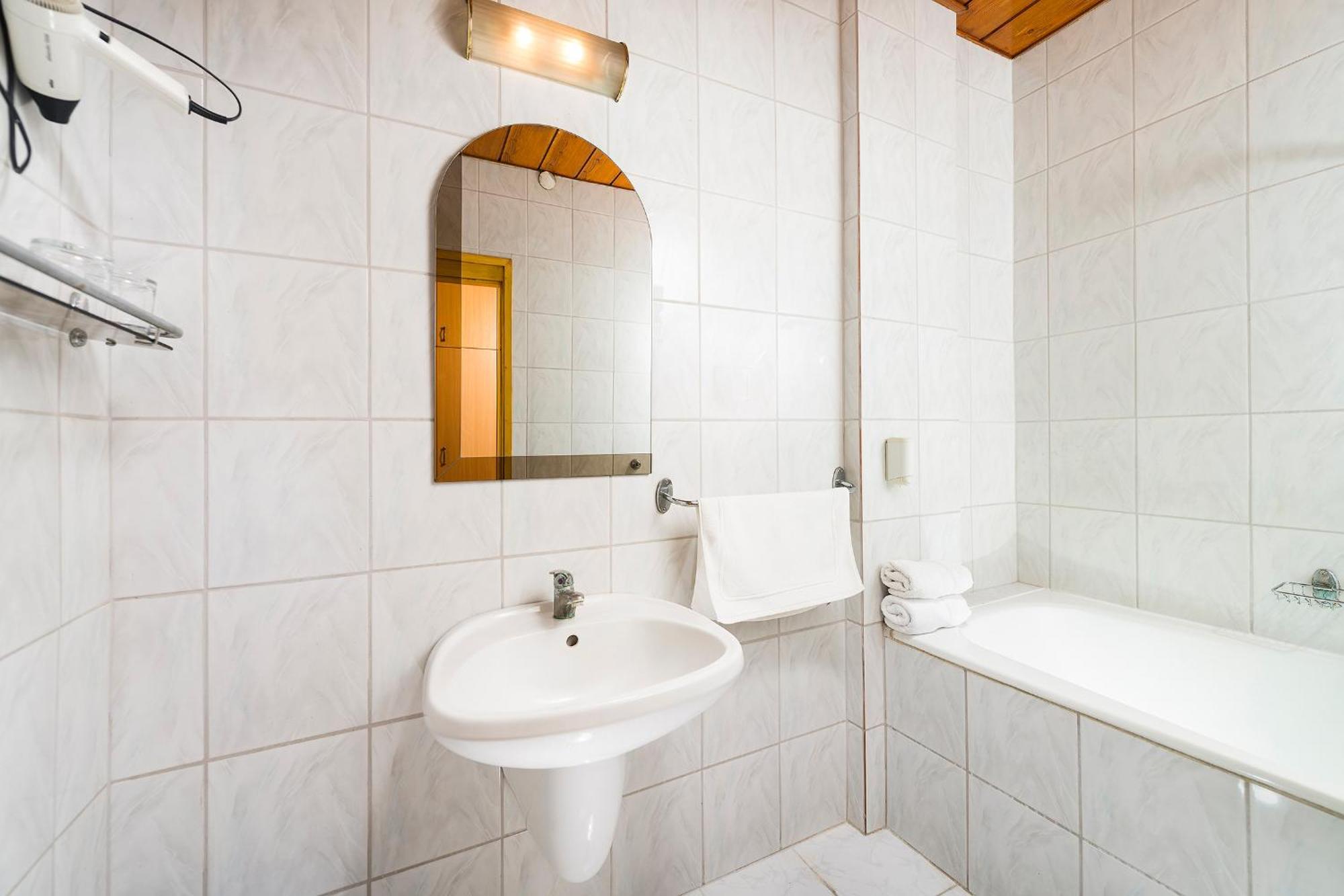 Ózoon Hotel Nyíregyháza Buitenkant foto